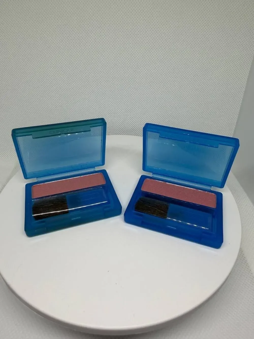 VTG Clinique Pressed Powder Blusher 01 Clover 2.2g Set 2 Discontinued TRAVEL